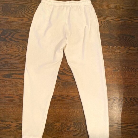 Brandy Melville Malibu Sweatpants - Picture 4 of 6